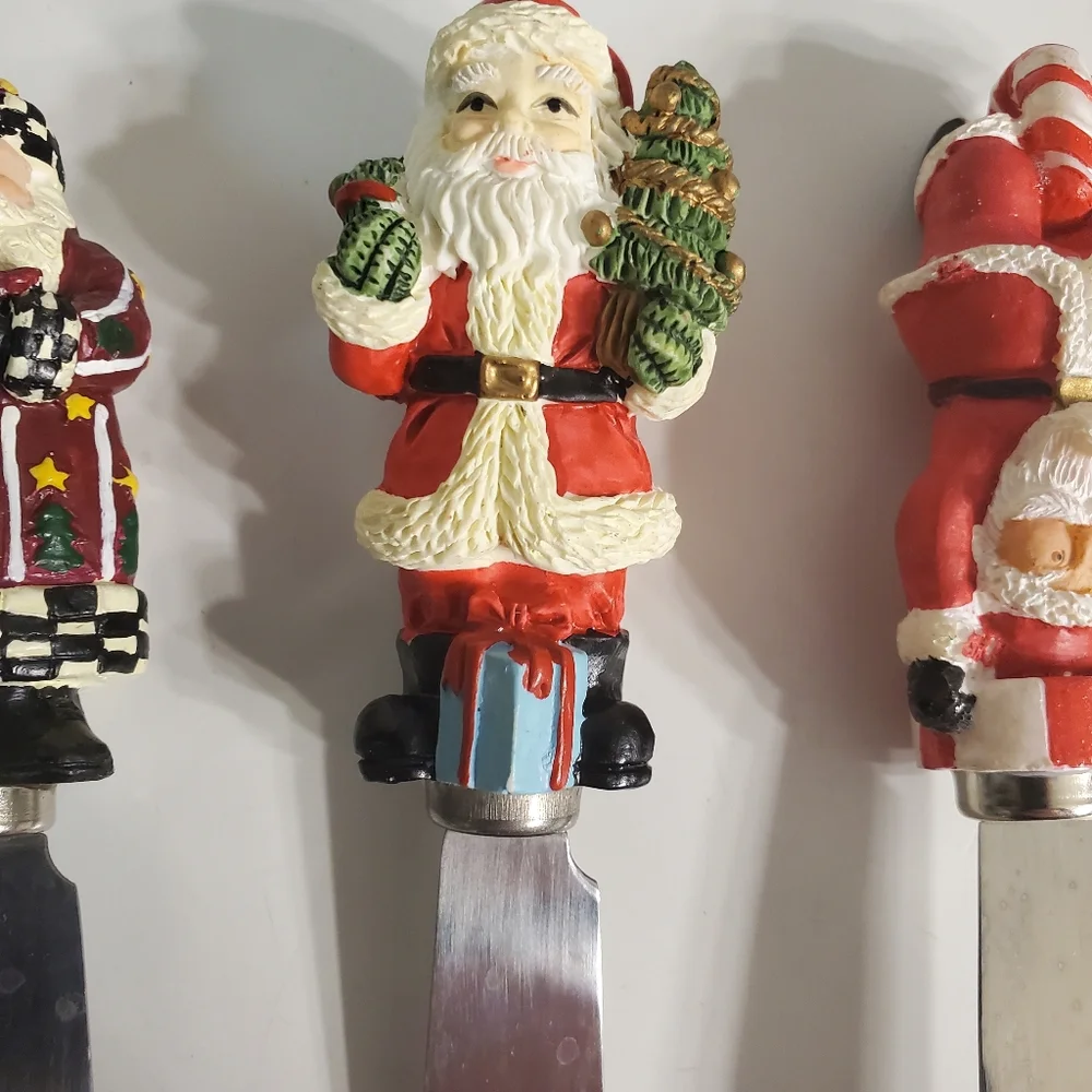 Lot Of 6 Christmas Cheese Butter Spreaders Knives Stainless Santa Candy CaneASIS
